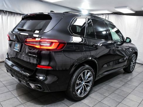 Used 2023 BMW X5 xDrive45e w/ M Sport Package image 6