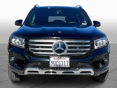 Used 2025 Mercedes-Benz GLB 250 image 3