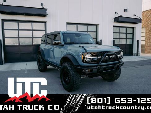 Used 2021 Ford Bronco First Edition AWD/4WD image 1