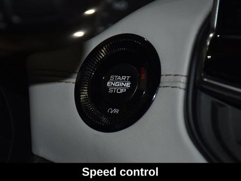 Used 2025 Jeep Compass Limited AWD/4WD image 18