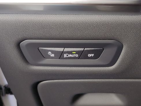 New 2026 BMW X6 M60i image 16