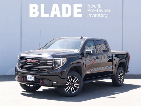 Used 2024 GMC Sierra 1500 AT4 w/ Technology Package AWD/4WD image 1