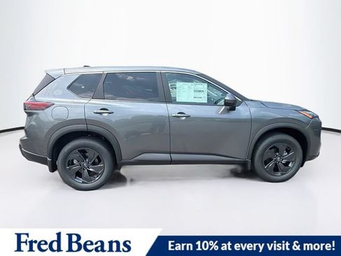 New 2026 Nissan Rogue SV w/ Cold Weather Package AWD/4WD image 10
