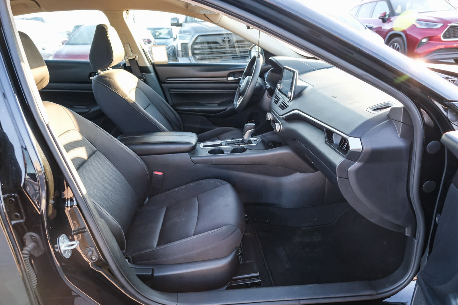 Used 2020 Nissan Altima 2.5 S FWD image 18