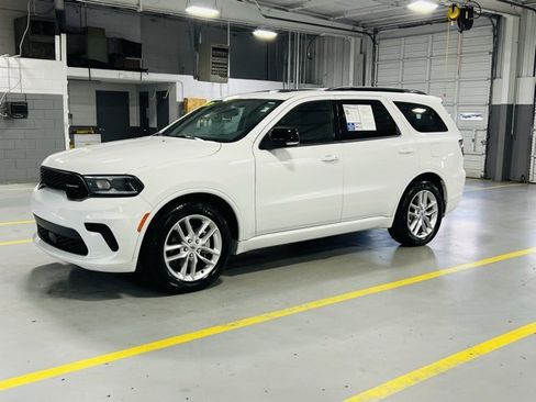 Used 2024 Dodge Durango GT image 17