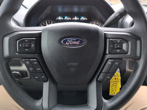 Used 2018 Ford F150 XLT image 19