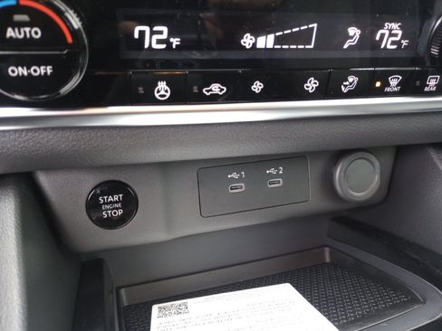 Used 2026 Nissan Rogue SV w/ Cold Weather Package AWD/4WD image 19
