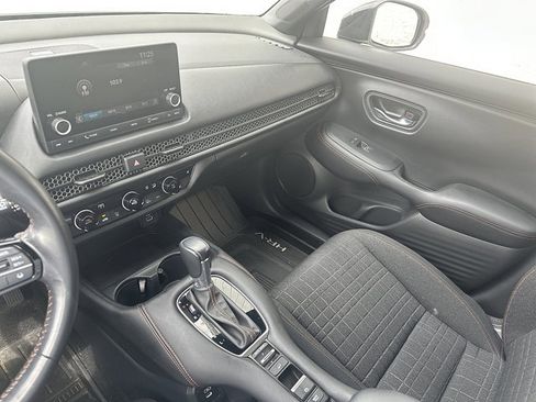Used 2024 Honda HR-V Sport image 16