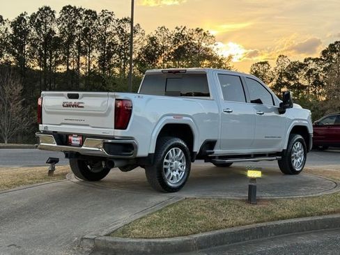 Used 2024 GMC Sierra 2500 SLT w/ SLT Premium Package image 7