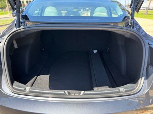 Used 2023 Tesla Model 3 Standard Range image 13