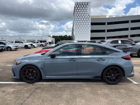 Used 2025 Honda Civic Type R image 5