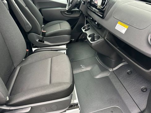 New 2026 Mercedes-Benz Sprinter 2500 image 15
