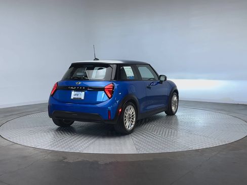 Used 2025 MINI Cooper S FWD image 8