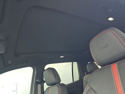 Used 2024 Chevrolet Traverse RS w/ LPO, Floor Liner Package FWD image 15