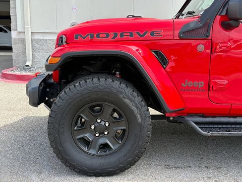 Used 2021 Jeep Gladiator Mojave AWD/4WD image 21