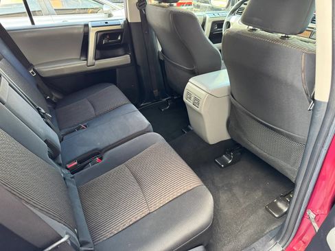 Used 2011 Toyota 4Runner SR5 w/ Convenience Pkg AWD/4WD image 30