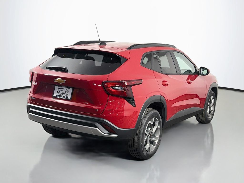 New 2026 Chevrolet Trax LT w/ Driver Confidence Package FWD image 7