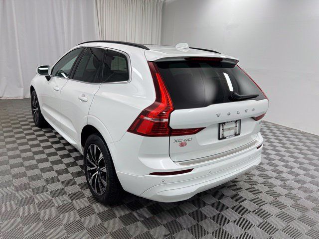 Used 2023 Volvo XC60 B5 Core AWD/4WD image 6