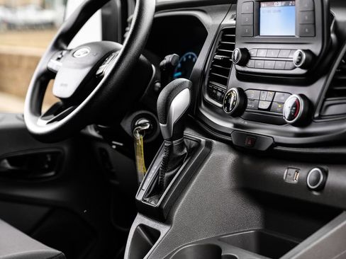 Used 2021 Ford Transit 350 XLT image 18