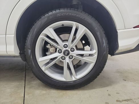 Used 2021 Audi Q3 2.0T Premium w/ Convenience Package image 13