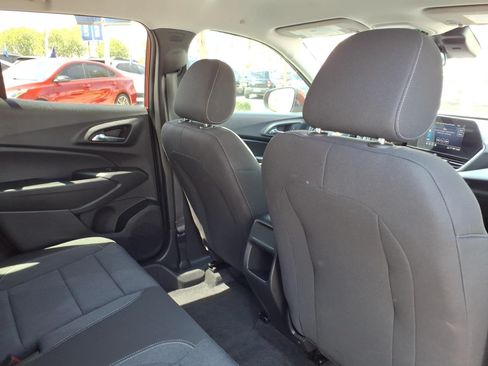Used 2024 Chevrolet Trax LS w/ LS Convenience Package FWD image 13