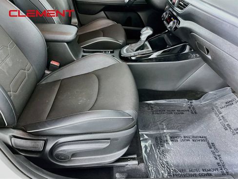 Used 2023 Kia Forte GT-Line w/ GT-Line Technology Package FWD image 32