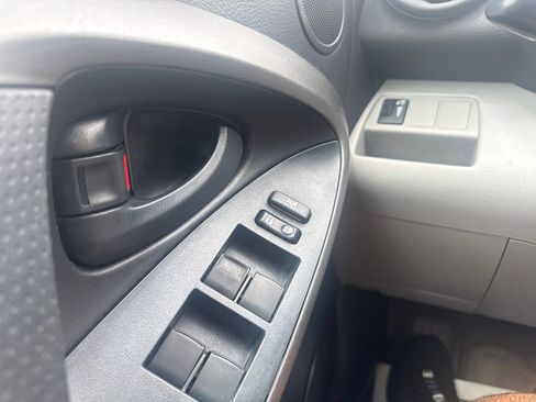 Used 2010 Toyota RAV4 2WD image 32