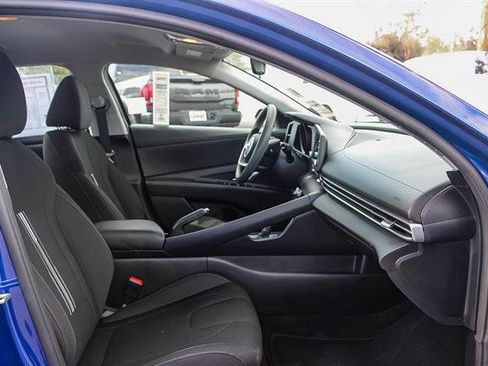 Used 2021 Hyundai Elantra SEL w/ Cargo Package image 15