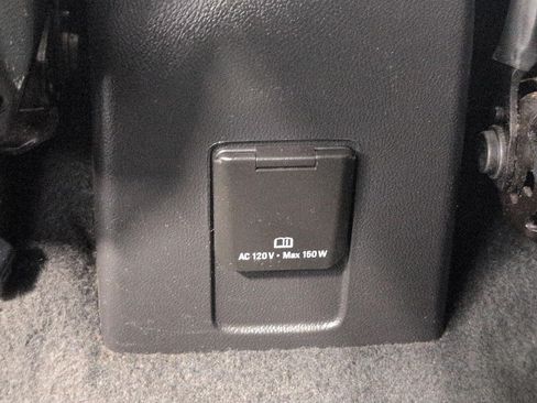 Used 2018 Chevrolet Trax LT w/ LT Convenience Package FWD image 21