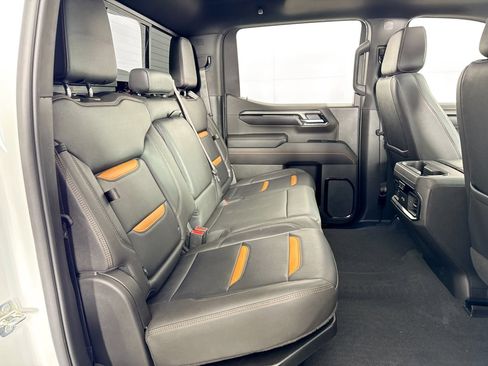 Used 2022 GMC Sierra 1500 AT4 w/ AT4 Premium Package image 35
