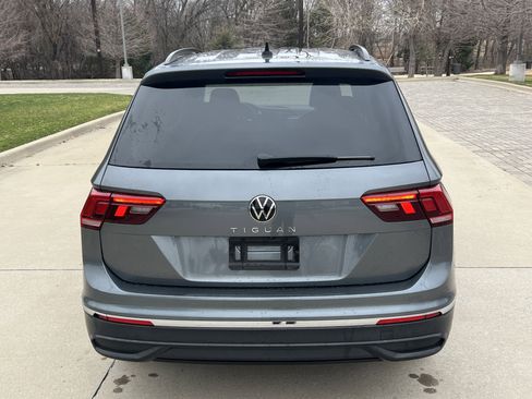 Used 2023 Volkswagen Tiguan S image 9
