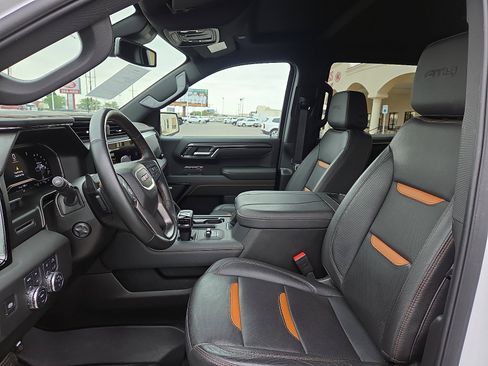 Used 2025 GMC Sierra 1500 AT4 AWD/4WD image 13