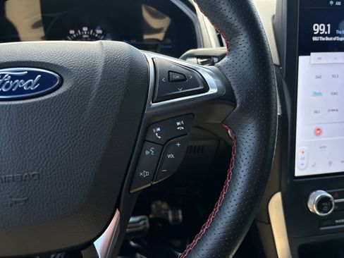 Used 2022 Ford Edge ST-Line AWD/4WD image 13