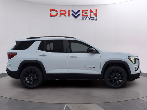 New 2026 GMC Terrain Elevation w/ Elevation Premium Package image 6