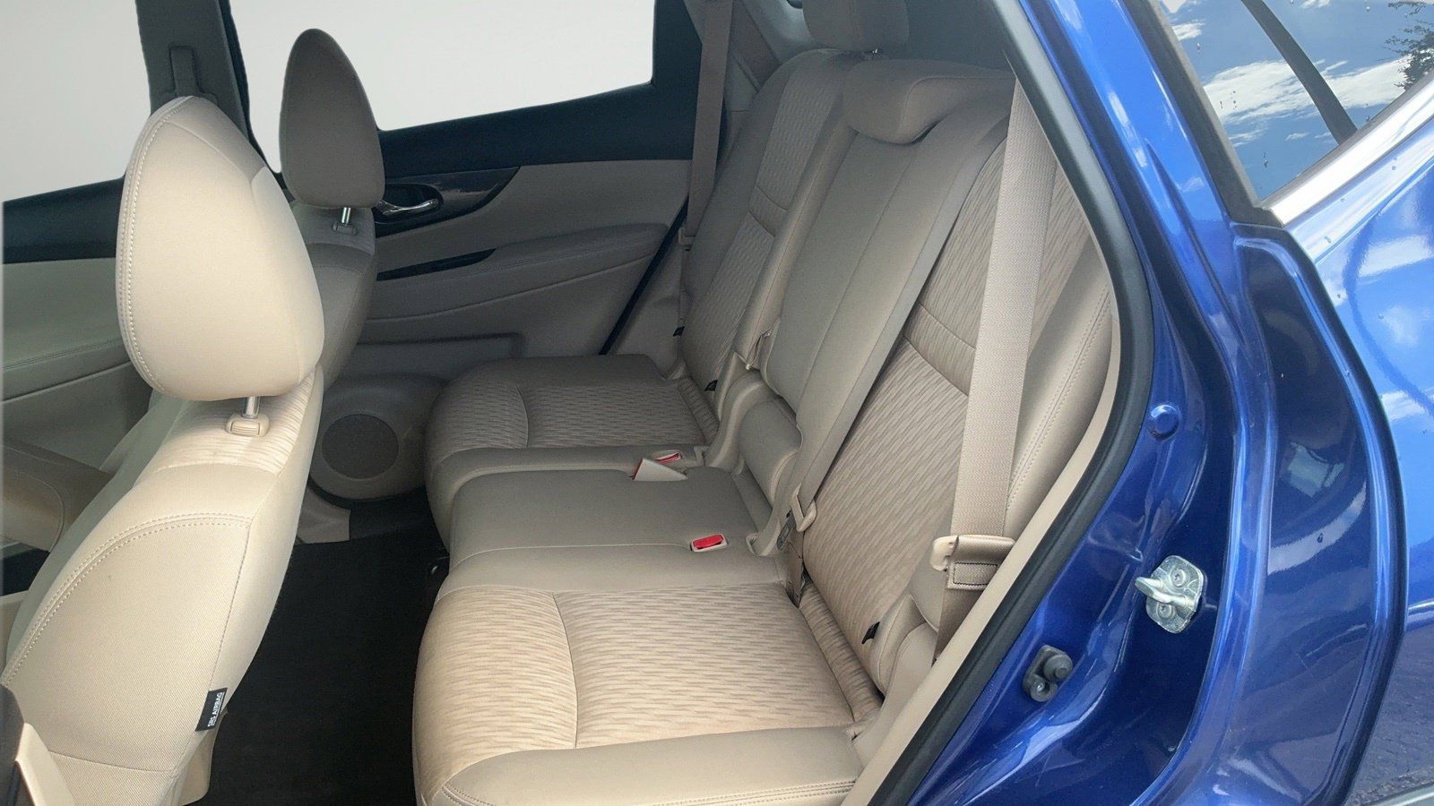 Used 2019 Nissan Rogue SV FWD image 35