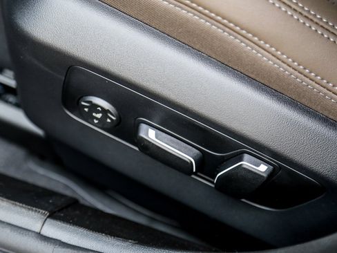 Used 2026 BMW 530i xDrive 530i xDrive w/ M Sport Package image 18