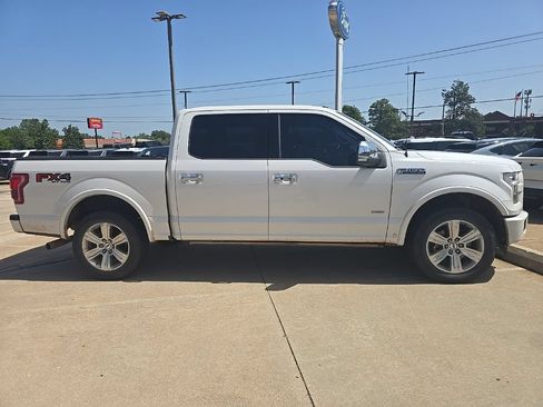 Used 2017 Ford F150 Platinum w/ Equipment Group 701A Luxury AWD/4WD image 5