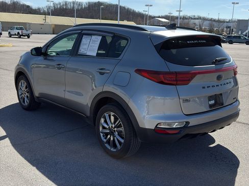Used 2021 Kia Sportage S w/ S AWD Premium Package image 19