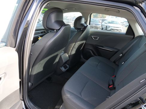 New 2025 Kia K4 LXS image 15