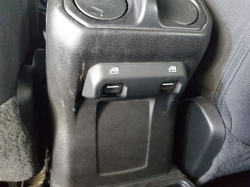 Used 2020 Jeep Wrangler Unlimited Sport S AWD/4WD image 13