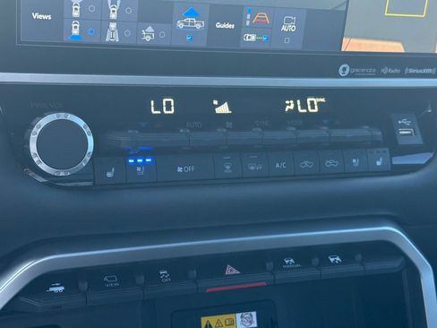 Used 2023 Toyota Tundra Platinum w/ Advanced Package AWD/4WD image 19