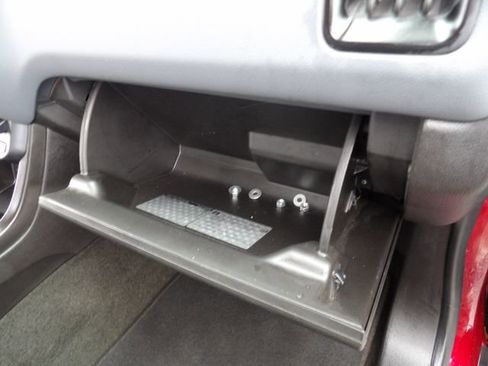 Used 2017 Chevrolet Colorado Z71 image 35