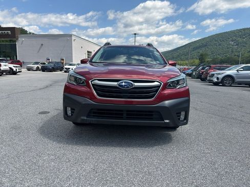 Used 2022 Subaru Outback Premium AWD/4WD image 2