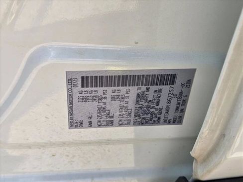 Used 2023 Nissan Rogue S image 16