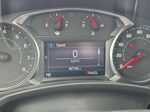 Certified 2023 Chevrolet Equinox RS AWD/4WD image 12