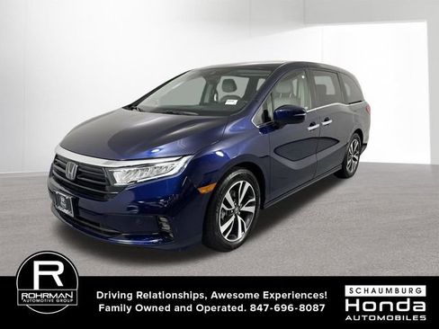 Used 2024 Honda Odyssey Touring image 2