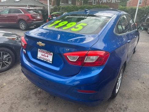 Used 2016 Chevrolet Cruze LT w/ Sun And Sound Package FWD image 4