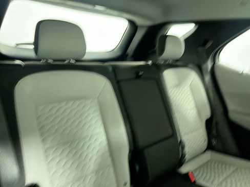 Used 2020 Chevrolet Equinox LT image 32