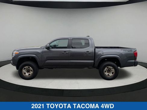 Used 2021 Toyota Tacoma SR image 7