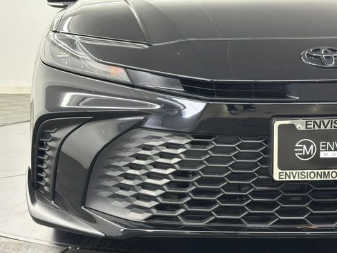 Used 2026 Toyota Camry SE w/ Convenience Package FWD image 9